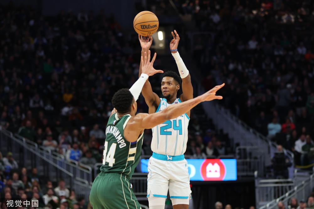 她展现出的 她展现出的